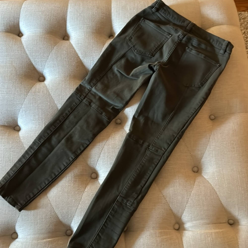 FREE PEOPLE JEAN BUNDLE. NWT AND NWOT. SIZE 26 - Picture 10 of 11